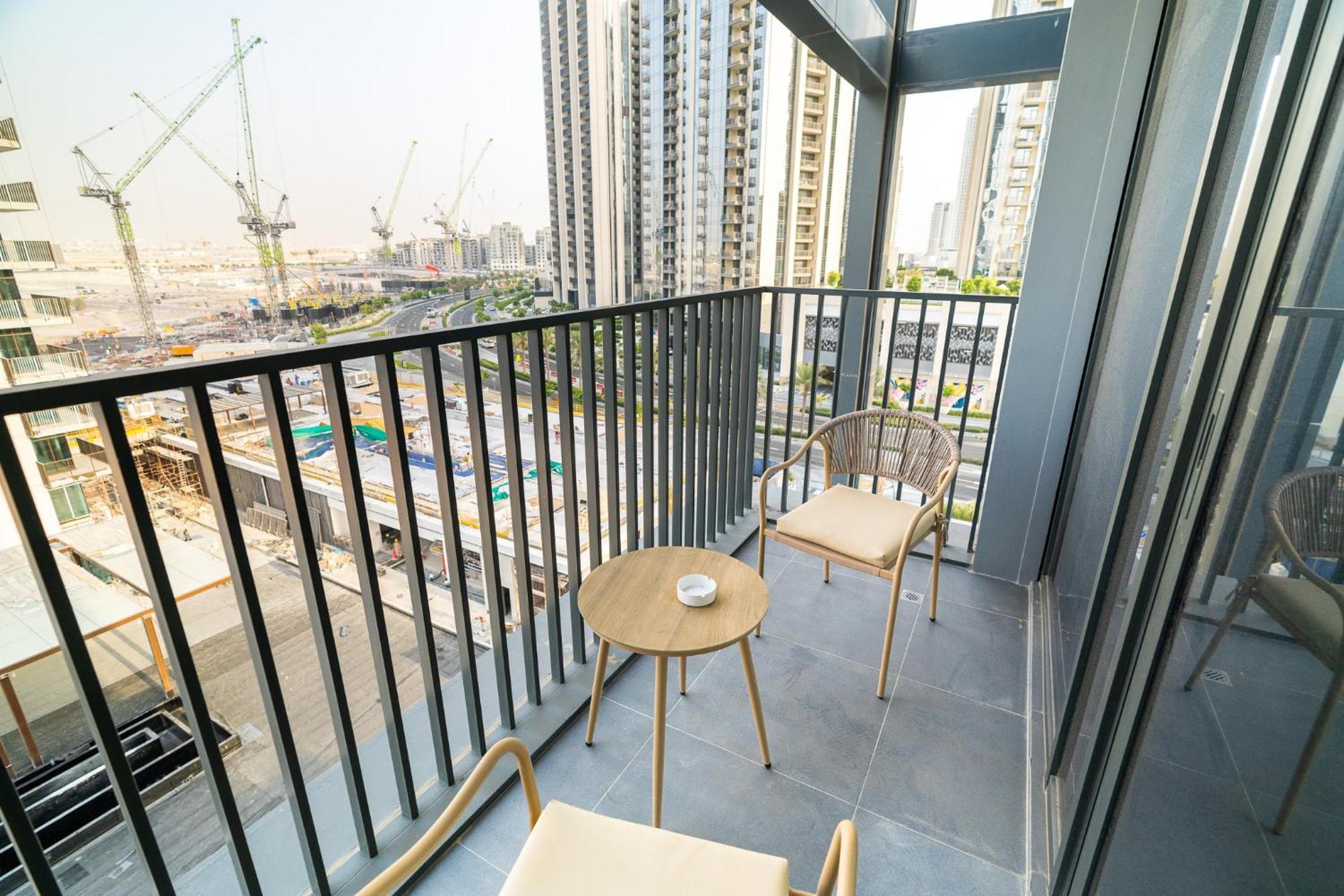 Citihome - 1br Brand New At Creek Edge Dubai